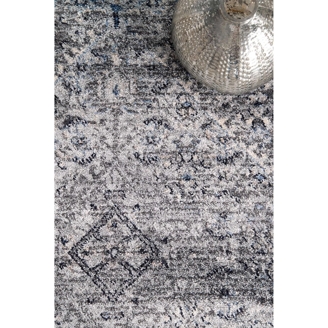 NuLOOM New Arrivals Vintage Medallion Doris Area Rug 5 NuLOOM New Arrivals Vintage Medallion Doris Area Rug