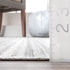 NuLOOM Hana Striped Geometric Outdoor Area Rug