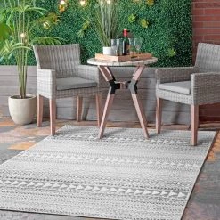 NuLOOM Hana Striped Geometric Outdoor Area Rug