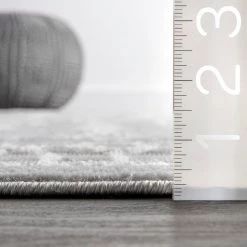 NuLOOM Jaelynn Tribal Trellis Area Rug