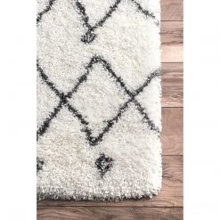 NuLOOM Lizzie Diamond Shag