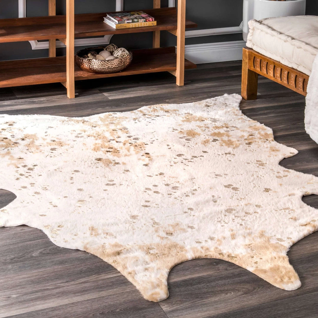 NuLOOM New Arrivals Iraida Faux Cowhide Area Rug 2 NuLOOM New Arrivals Iraida Faux Cowhide Area Rug