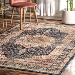 NuLOOM Medium Vintage Medallion Pearle