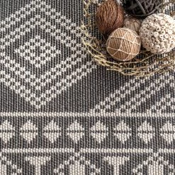 NuLOOM New Arrivals Ryan Banded Tribal Printed Flatweave