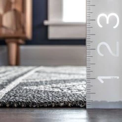 NuLOOM New Arrivals Ryan Banded Tribal Printed Flatweave