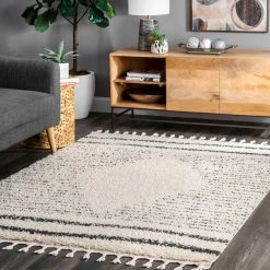 NuLOOM New Arrivals Kiera Moroccan Diamond Tassel Area Rug
