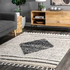 NuLOOM New Arrivals Kiera Moroccan Diamond Tassel Area Rug