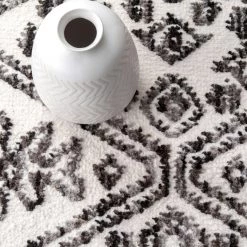 NuLOOM Transitional Medallion Tamar Area Rug 23 NuLOOM Transitional Medallion Tamar Area Rug