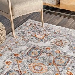 NuLOOM Emilia Gothic Medallion