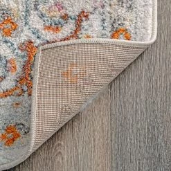 NuLOOM Emilia Gothic Medallion