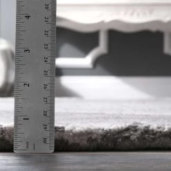 NuLOOM Hand Tufted Fallon Contemporary