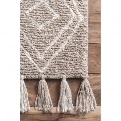 NuLOOM Lisha Moroccan Diamond Tassel