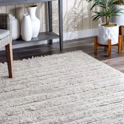 NuLOOM Medium Jolene Shaggy Striated