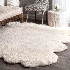 NuLOOM Hand Tufted Octo Pelt Faux Sheepskin Area Rug