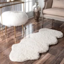 NuLOOM Hand Tufted One And A Half Piece Faux Sheepskin
