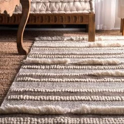 NuLOOM New Arrivals Hand Loomed Chevron Liles Rug