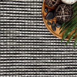 NuLOOM Striped Pinto New Arrivals