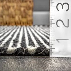 NuLOOM Striped Pinto New Arrivals