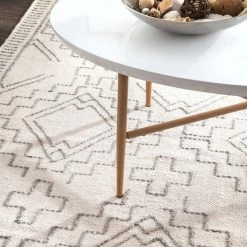 NuLOOM Tammie Tassel Rug