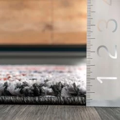 NuLOOM New Arrivals Nakamo Diamond Bed