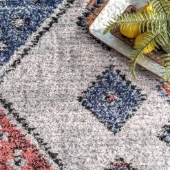 NuLOOM New Arrivals Nakamo Diamond Bed