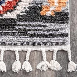 NuLOOM Elmas Aztec Helix Medium