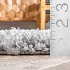 NuLOOM Medium Eliana Simply Diamonds Shag