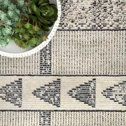 NuLOOM New Arrivals Noelle Tribal Cross Striped Area Rug