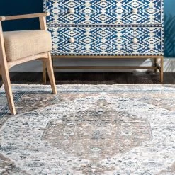 NuLOOM Medium Kaia Persian Iris Medallion