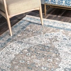 NuLOOM Medium Kaia Persian Iris Medallion