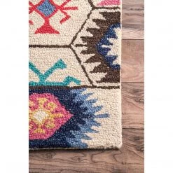 NuLOOM Hand Tufted Giuseppina