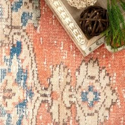 NuLOOM Medium Kendall Printed Regal Wreath Flatweave