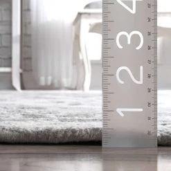 NuLOOM Handmade Aileen Floral Rug Medium