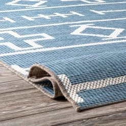 NuLOOM New Arrivals Holland Ethnic Symbols Indoor/Outdoor Area Rug