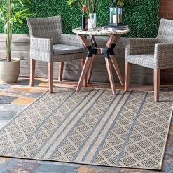 NuLOOM New Arrivals Rayna Banded Trellis Indoor/Outdoor Area Rug