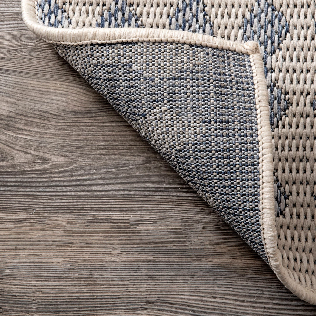 NuLOOM Reina Modern Trellis Indoor/Outdoor Area Rug 3 NuLOOM Reina Modern Trellis Indoor/Outdoor Area Rug