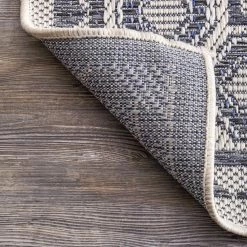 NuLOOM Annika Aztec Iris Indoor/Outdoor Area Rug 7 NuLOOM Annika Aztec Iris Indoor/Outdoor Area Rug