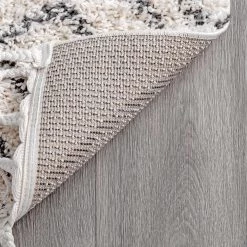 NuLOOM New Arrivals Serena Diamond Trellis Tassel