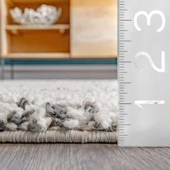 NuLOOM Finley Diamond Helix Tassel