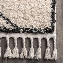 NuLOOM Nadia Tribal Helix Tassel