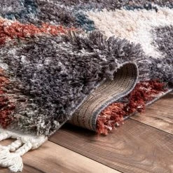 NuLOOM Southwestern Lillian Moroccan Tassel Shag