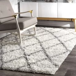 NuLOOM Alvera Easy Shag Area Rug