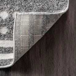 NuLOOM Layla Modern Diamonds Area Rug