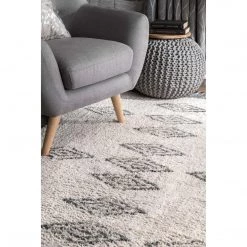 NuLOOM Hand Loomed Rosa Tassel Rug Area Rug New Arrivals