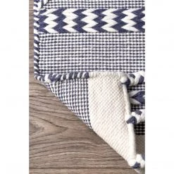 NuLOOM New Arrivals Braided Trellis Jasmine Tassel