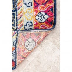 NuLOOM Vintage Border Motif New Arrivals