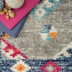 NuLOOM Medium Teagan Aztec Vibrance