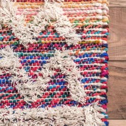 NuLOOM Medium Hand Woven Diamond Kristine Area Rug