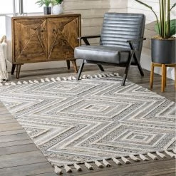 NuLOOM Nichola Greek Eye Trellis