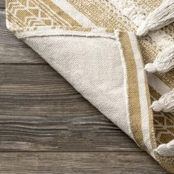 NuLOOM Nichola Greek Eye Trellis